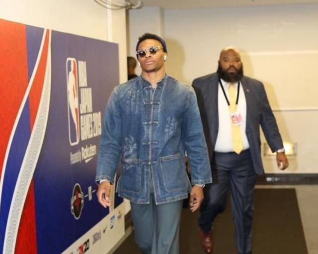 对爱弃牌者 对爱弃牌者